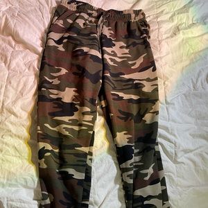 camouflage sweatpants